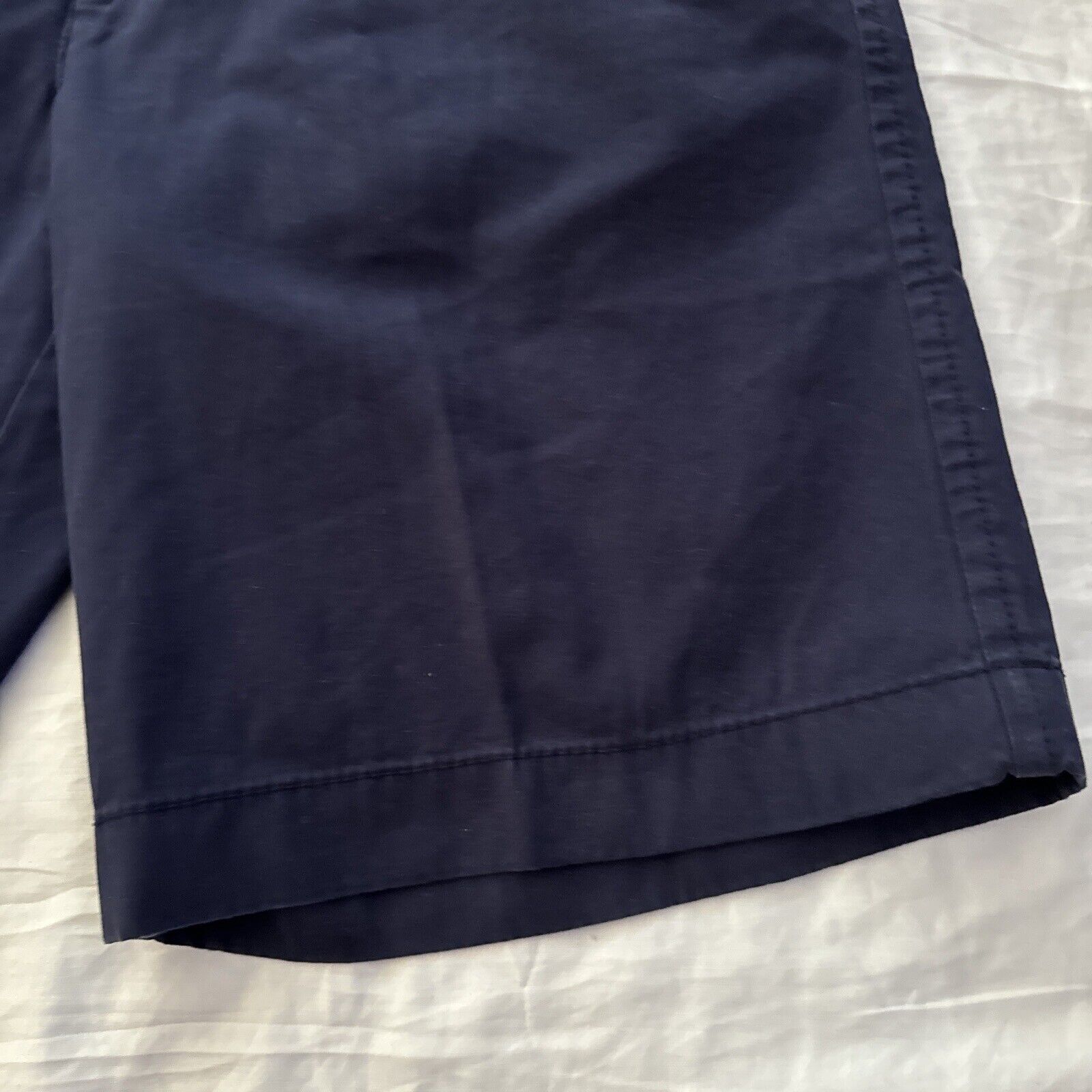 Tommy Hilfiger Mens Navy shorts size 36 100% Cotton flat front TH Short